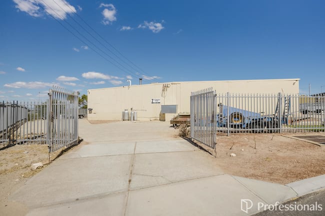 9/7 Glenrothes Crescent Yanchep WA 6035