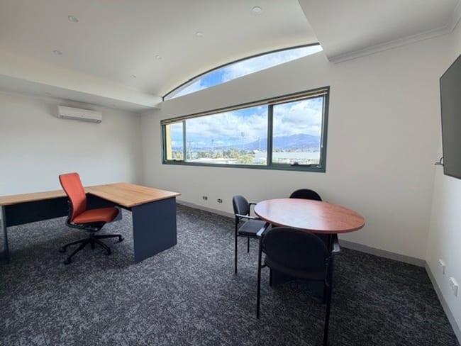 2/90 Clarence St Bellerive TAS 7018