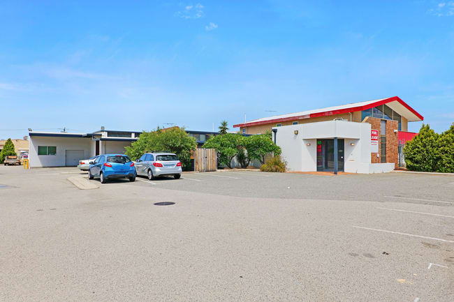16 Clayton Street Bellevue WA 6056 16 Clayton Street Bellevue WA 6056