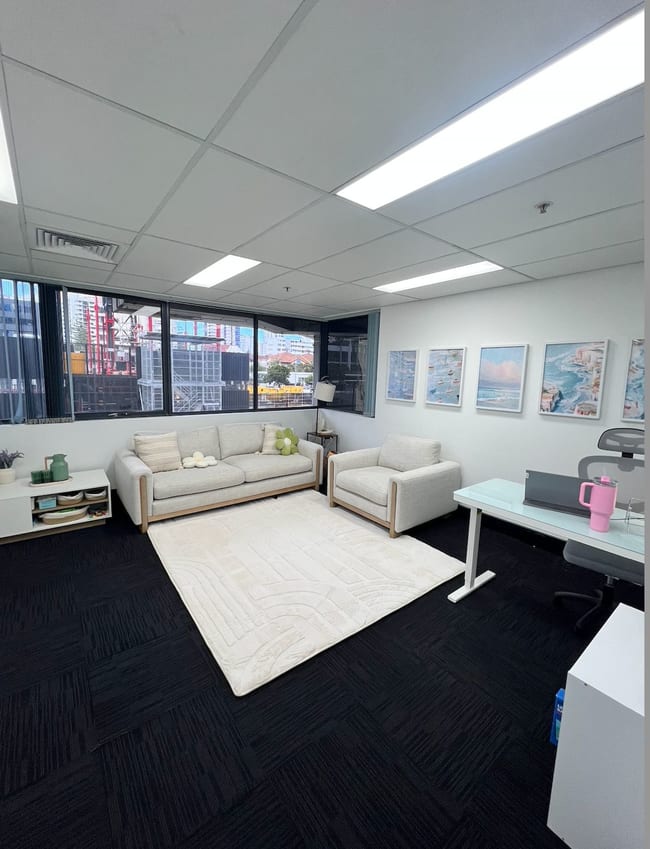 2a/15 Victoria Ave Broadbeach QLD 4218 2a/15 Victoria Ave Broadbeach QLD 4218