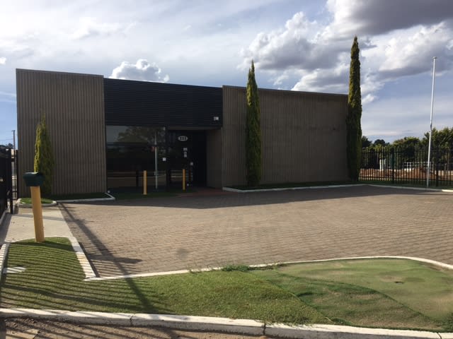 111 Adelaide Road Murray Bridge SA 5253 111 Adelaide Road Murray Bridge SA 5253