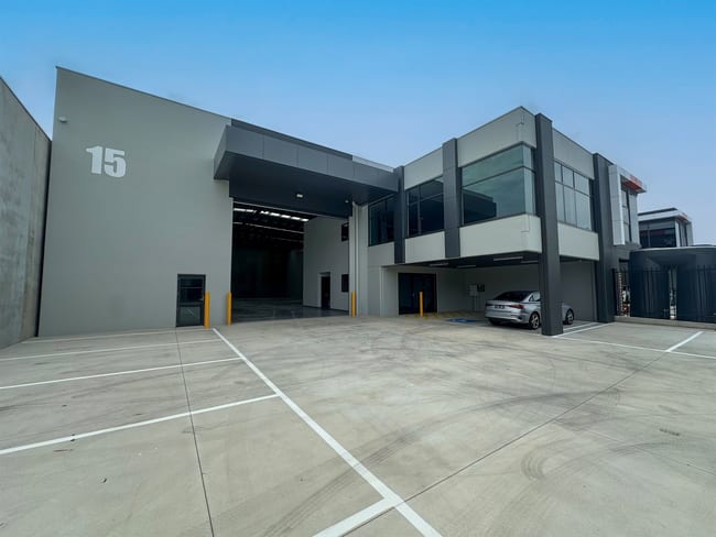 15 Ponting Street Williamstown VIC 3016 15 Ponting Street Williamstown VIC 3016