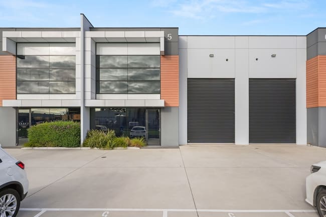 5 Aspen Circuit Springvale VIC 3171 5 Aspen Circuit Springvale VIC 3171