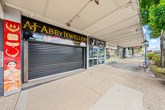 1371 Logan Road Mount Gravatt QLD 4122 1371 Logan Road Mount Gravatt QLD 4122