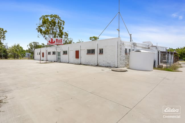 118 Middle Road Gracemere QLD 4702 118 Middle Road Gracemere QLD 4702