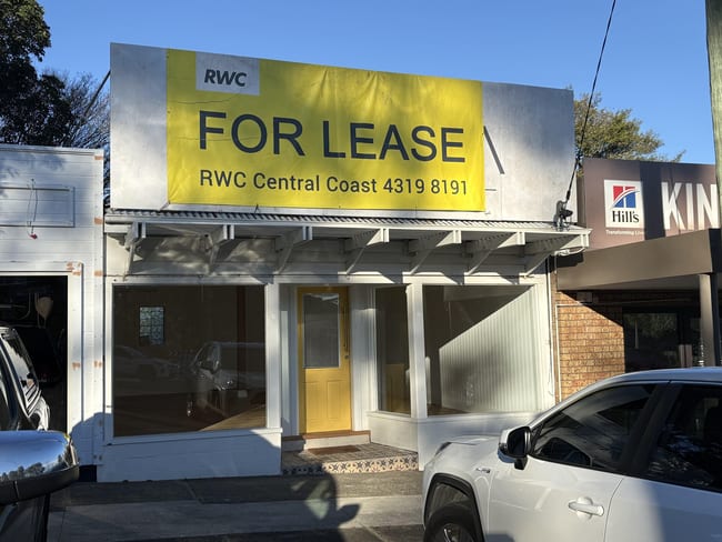 1/180 Avoca Drive Kincumber NSW 2251 1/180 Avoca Drive Kincumber NSW 2251