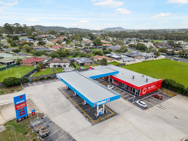 Shop 2/377 Beaudesert Beenleigh Road Windaroo QLD 4207 Shop 2/377 Beaudesert Beenleigh Road Windaroo QLD 4207