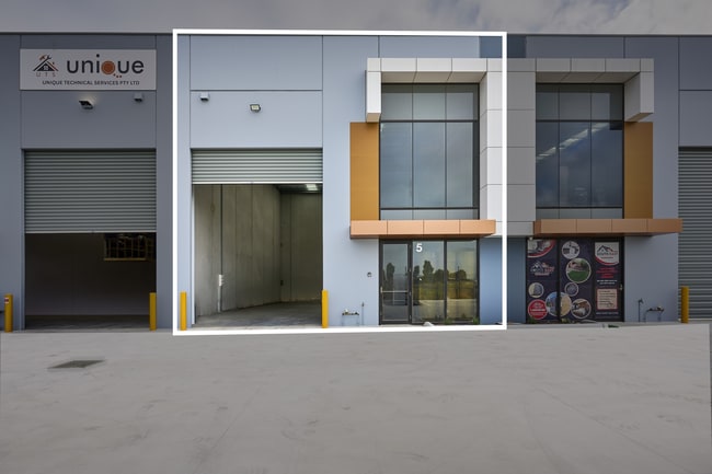 5 Zinc Circuit Cranbourne North VIC 3977 5 Zinc Circuit Cranbourne North VIC 3977