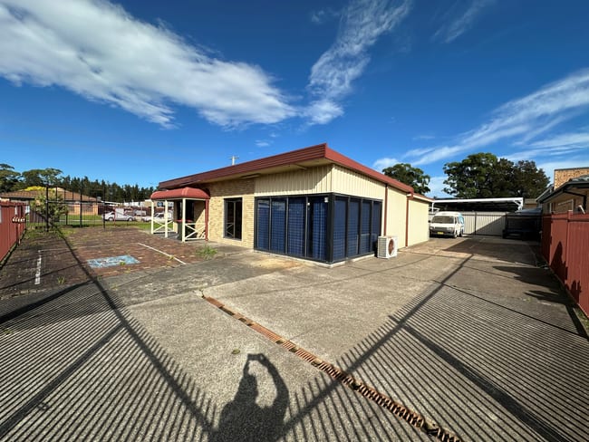1/2 Mineral Road Oak Flats NSW 2529