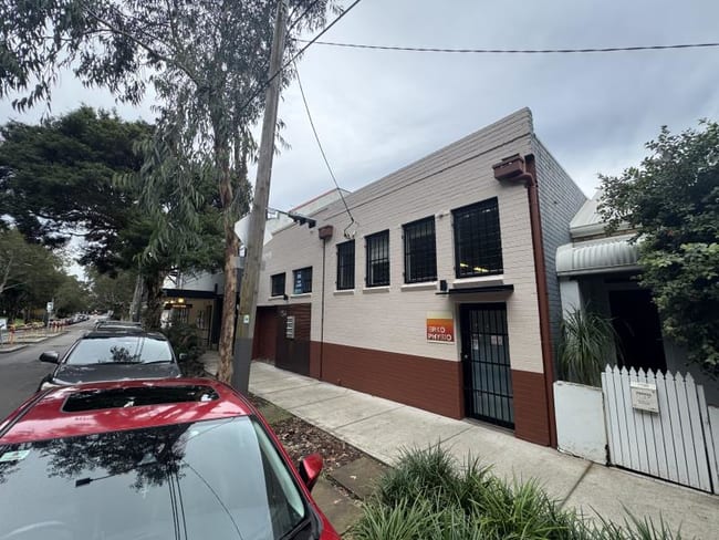 Suite 1/154 Henderson St Alexandria NSW 2015 Suite 1/154 Henderson St Alexandria NSW 2015