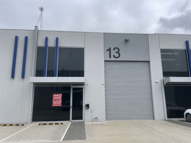 13 Blackwood Drive Altona North VIC 3025 13 Blackwood Drive Altona North VIC 3025