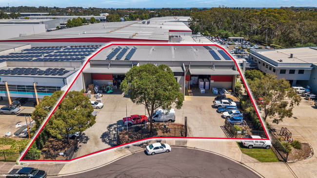 18 Yulong Close Moorebank NSW 2170 18 Yulong Close Moorebank NSW 2170