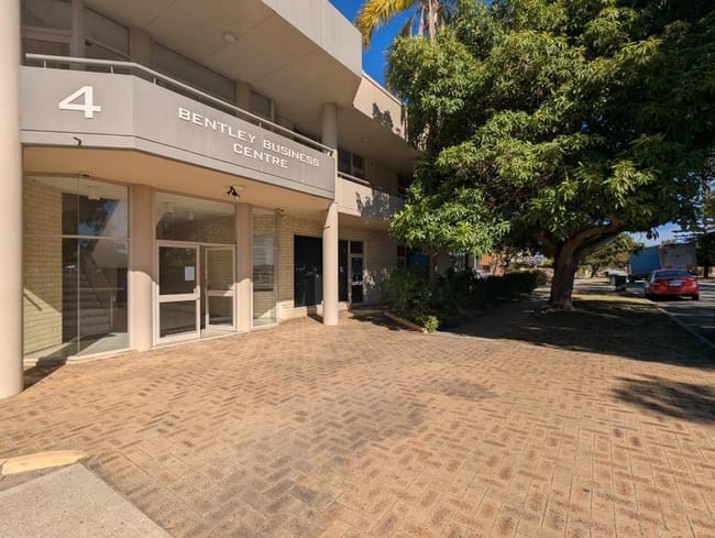 Suite 4/4 Queen Street Bentley WA 6102 Suite 4/4 Queen Street Bentley WA 6102