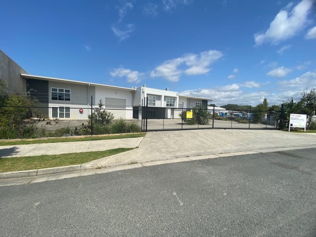 1 & 2/27-29 Access Crescent Coolum Beach QLD 4573 1 & 2/27-29 Access Crescent Coolum Beach QLD 4573