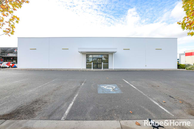 Shop 1/4 Stockland Drive Kelso NSW 2795