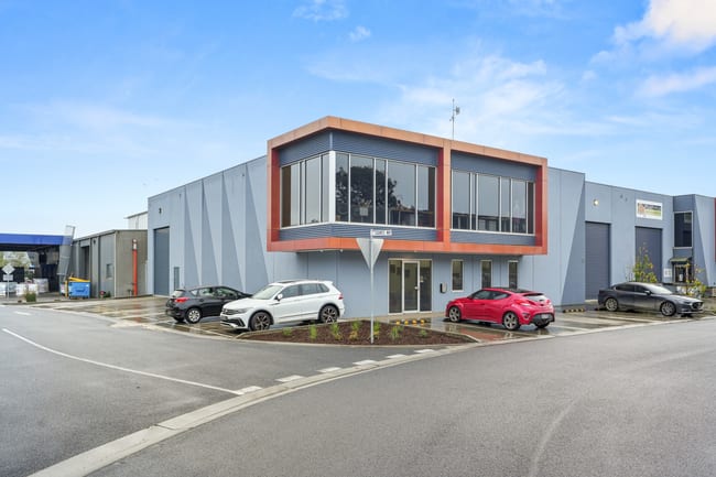 8 Chang Loop Croydon South VIC 3136 8 Chang Loop Croydon South VIC 3136