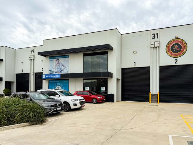 1/31 Camino Crescent Cranbourne West VIC 3977 1/31 Camino Crescent Cranbourne West VIC 3977
