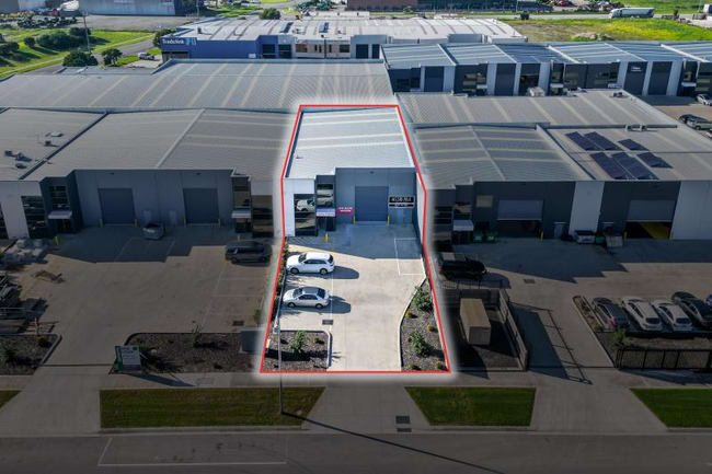 30 O'Sullivan Street Pakenham VIC 3810 30 O'Sullivan Street Pakenham VIC 3810