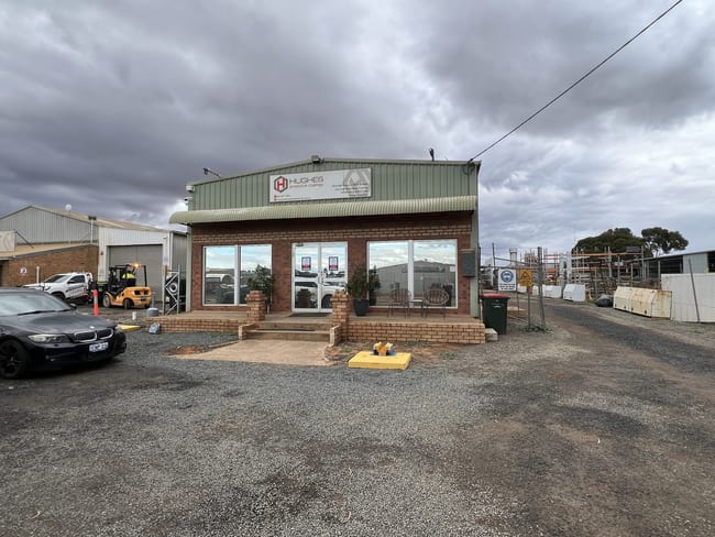 8 Keogh Way West Kalgoorlie WA 6430