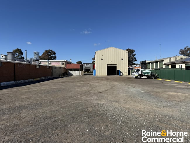 Rear yard/15 Blaxland Road Campbelltown NSW 2560 Rear yard/15 Blaxland Road Campbelltown NSW 2560