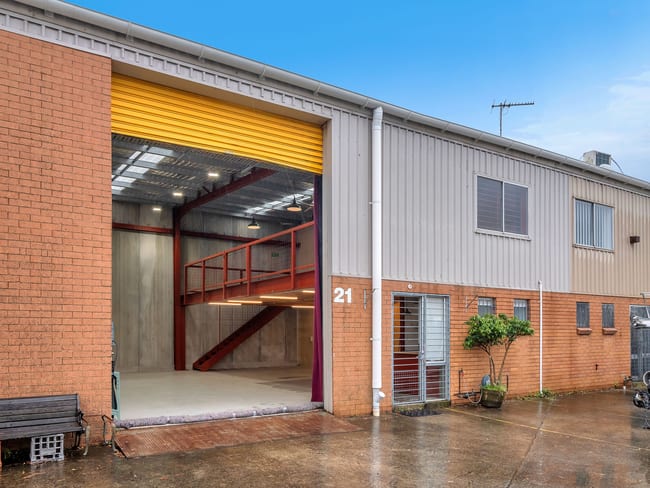 21/2 Burrows Road St Peters NSW 2044 21/2 Burrows Road St Peters NSW 2044
