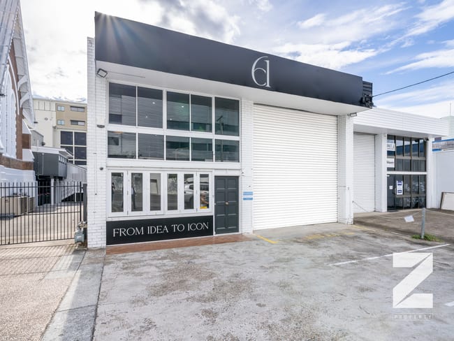 25 Glenelg Street South Brisbane QLD 4101 25 Glenelg Street South Brisbane QLD 4101
