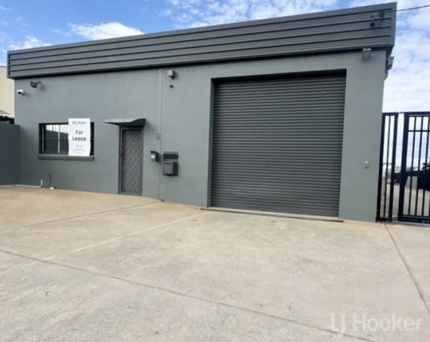 12 Aurora Avenue Queanbeyan NSW 2620