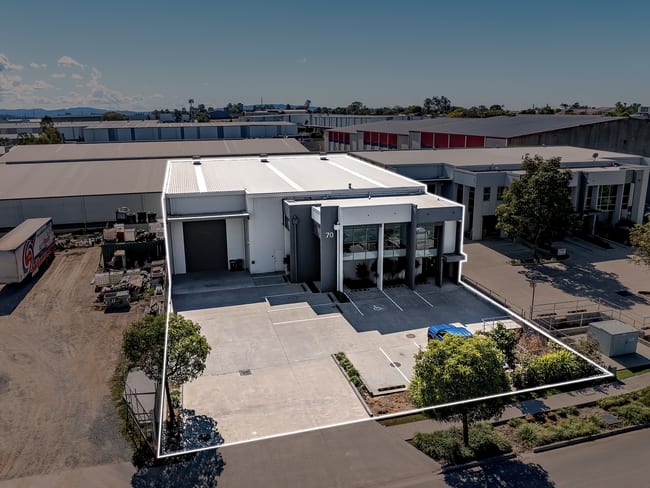 70 Kurzok Place Richlands QLD 4077 70 Kurzok Place Richlands QLD 4077