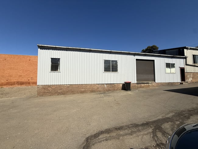 2/13 Lorraine Street Peakhurst NSW 2210