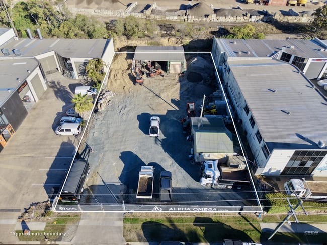 33 Taree Street Burleigh Heads QLD 4220 33 Taree Street Burleigh Heads QLD 4220