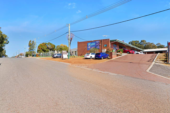 4/31 Laurence Road Walliston WA 6076 4/31 Laurence Road Walliston WA 6076