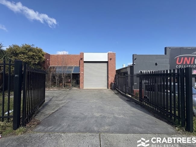 24 Clifford Street Huntingdale VIC 3166 24 Clifford Street Huntingdale VIC 3166