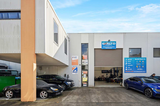 2/37 Rooks Road Nunawading VIC 3131 2/37 Rooks Road Nunawading VIC 3131