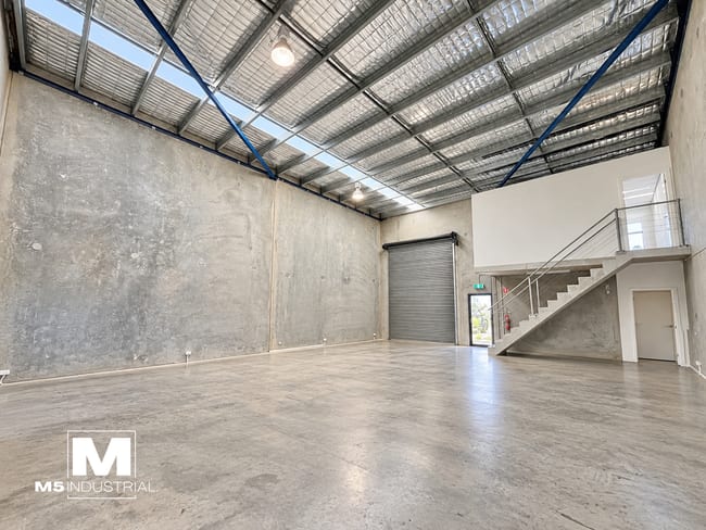 J7/5-7 Hepher Road Campbelltown NSW 2560