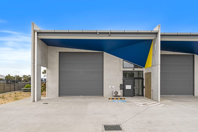 Unit 1/122 Cambridge Park Drive Cambridge TAS 7170 Unit 1/122 Cambridge Park Drive Cambridge TAS 7170