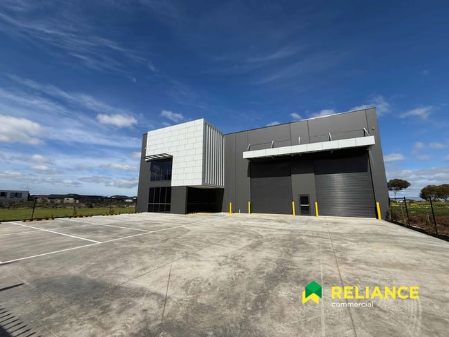 12 Droomer Way Tarneit VIC 3029 12 Droomer Way Tarneit VIC 3029