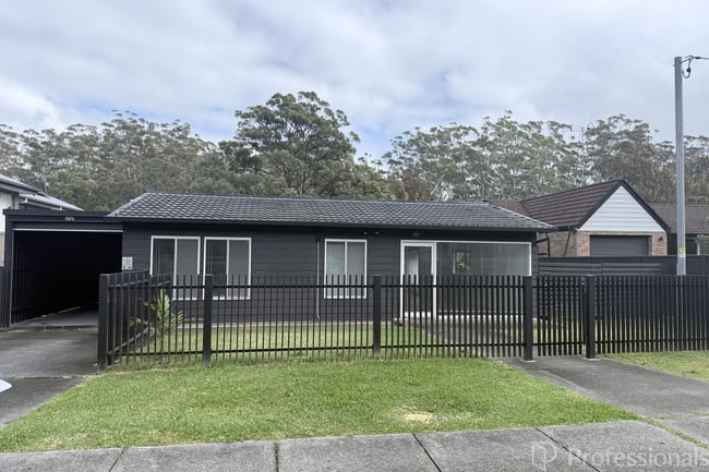 208 Charlotte Bay Street Charlotte Bay NSW 2428