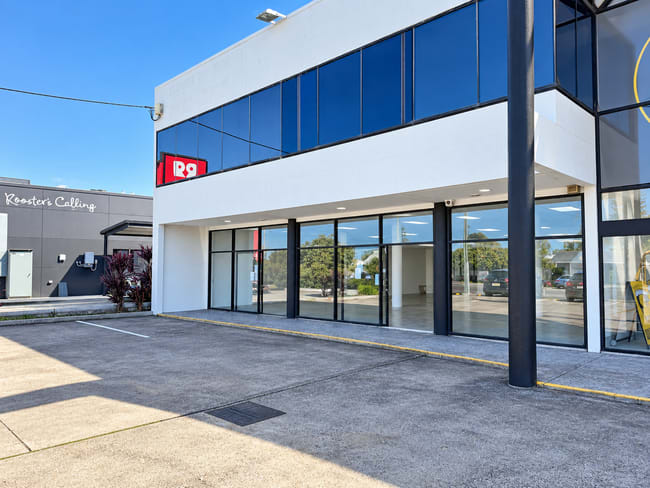 256 Nicklin Way Warana QLD 4575 256 Nicklin Way Warana QLD 4575