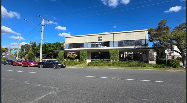 3/281 Station Road Yeerongpilly QLD 4105 3/281 Station Road Yeerongpilly QLD 4105