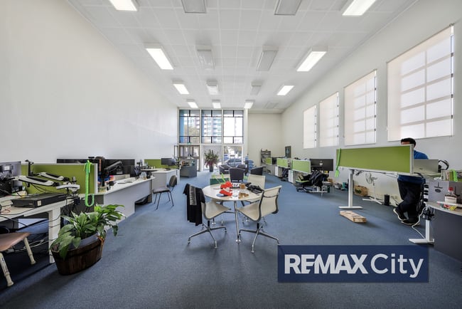 458 Kingsford Smith Drive Hamilton QLD 4007 458 Kingsford Smith Drive Hamilton QLD 4007