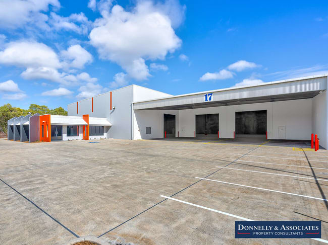 17 Noosa Street Heathwood QLD 4110 17 Noosa Street Heathwood QLD 4110