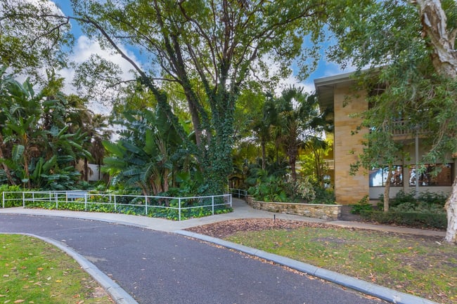 2-10 Adams Drive Welshpool WA 6106 2-10 Adams Drive Welshpool WA 6106