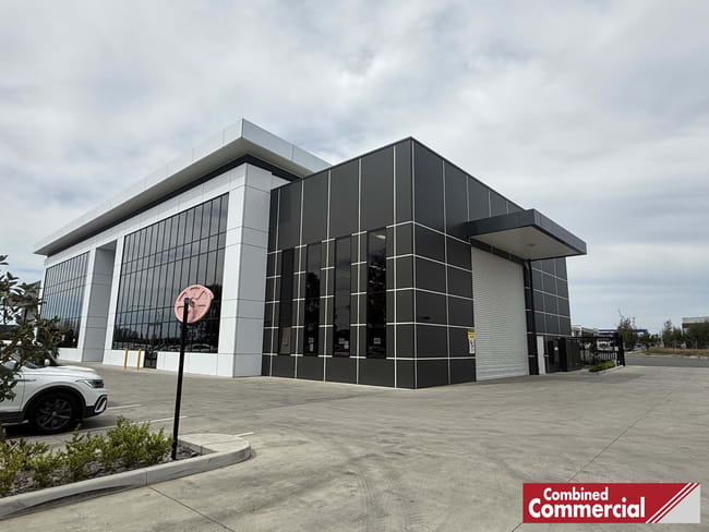 2/9 Cobar Place Gregory Hills NSW 2557 2/9 Cobar Place Gregory Hills NSW 2557