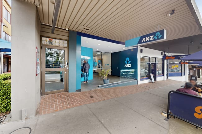 6/94 High Street Berwick VIC 3806