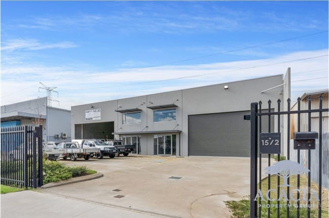 1 & 2/15 McCook Street Forrestdale WA 6112 1 & 2/15 McCook Street Forrestdale WA 6112