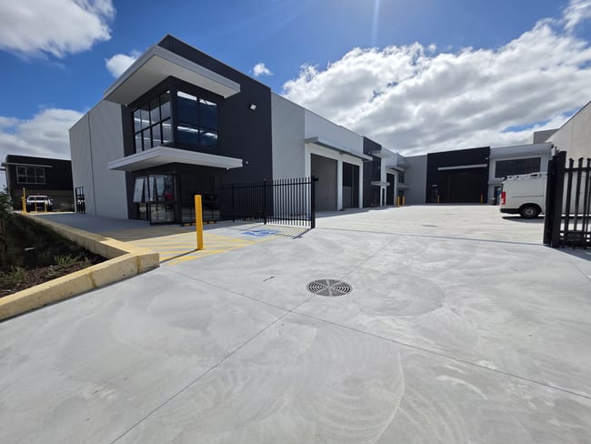 1-4/90 Greenwich Parade Neerabup WA 6031 1-4/90 Greenwich Parade Neerabup WA 6031