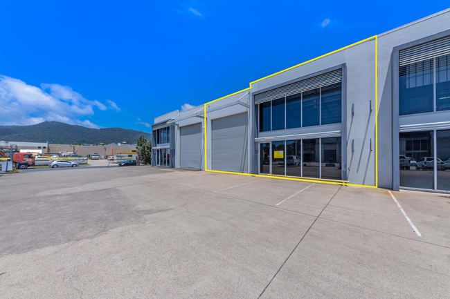 2/8 Myer Lasky Drive Cannonvale QLD 4802 2/8 Myer Lasky Drive Cannonvale QLD 4802