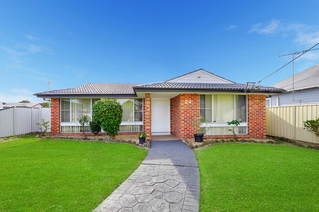 24 Yillowra Street Auburn NSW 2144 24 Yillowra Street Auburn NSW 2144