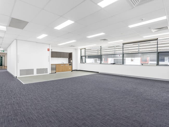 100/447 Victoria Street Wetherill Park NSW 2164 100/447 Victoria Street Wetherill Park NSW 2164