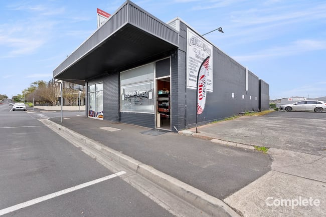 18 ELIZABETH STREET Mount Gambier SA 5290 18 ELIZABETH STREET Mount Gambier SA 5290